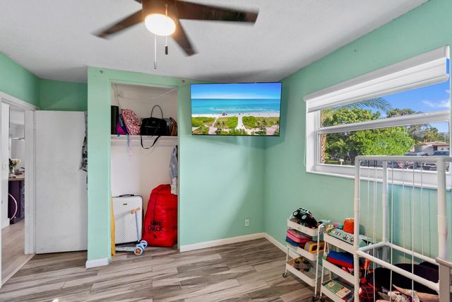 1446 W JENNINGS Street, Lantana, FL 33462