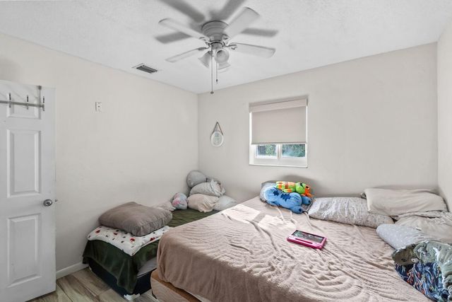 1446 W JENNINGS Street, Lantana, FL 33462