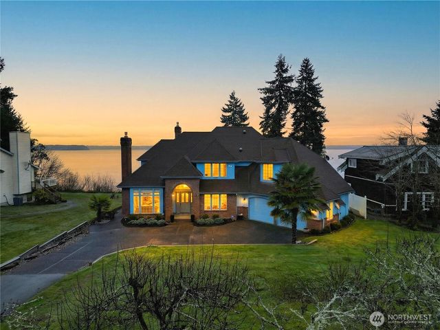 9673 NE Pilot Court, Kingston, WA 98346