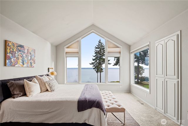 9673 NE Pilot Court, Kingston, WA 98346