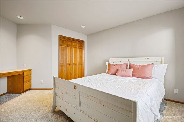 9673 NE Pilot Court, Kingston, WA 98346