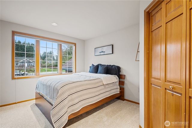 9673 NE Pilot Court, Kingston, WA 98346