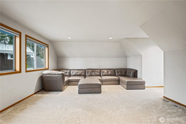 9673 NE Pilot Court, Kingston, WA 98346