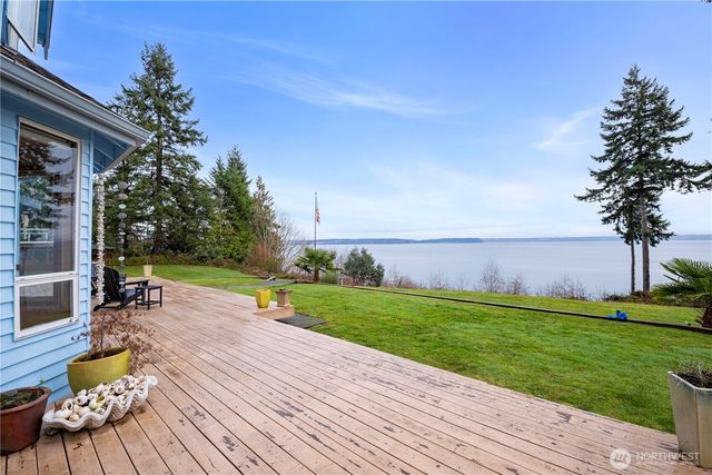 9673 NE Pilot Court, Kingston, WA 98346