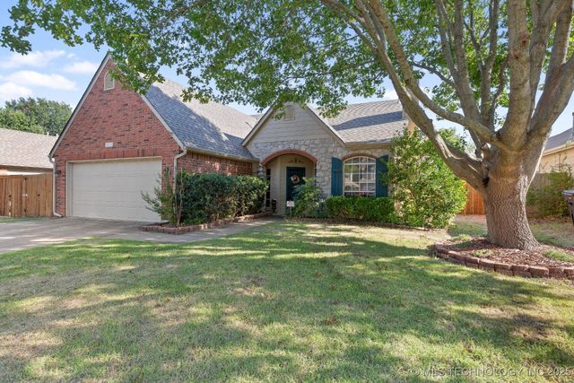 4805 W Commercial Street, Broken Arrow, OK 74012