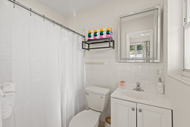 1761 NE 55th Street 3, Fort Lauderdale, FL 33334