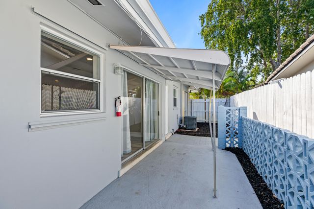 1761 NE 55th Street 3, Fort Lauderdale, FL 33334