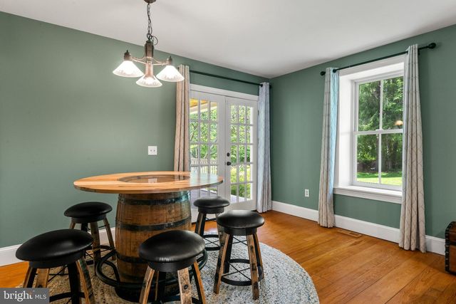 62 WALNUT BANK RD, Glenmoore, PA 19343