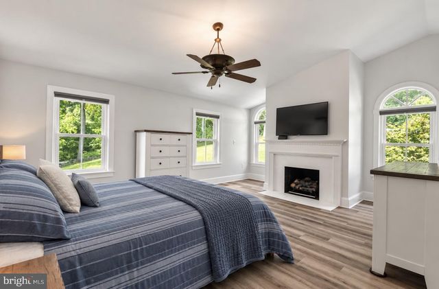 62 WALNUT BANK RD, Glenmoore, PA 19343