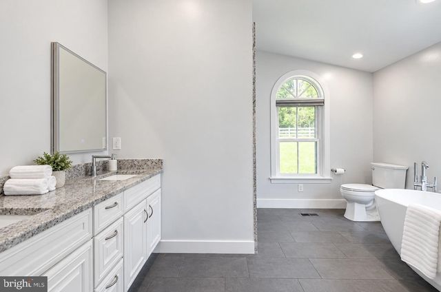 62 WALNUT BANK RD, Glenmoore, PA 19343