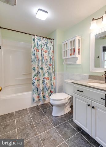 62 WALNUT BANK RD, Glenmoore, PA 19343