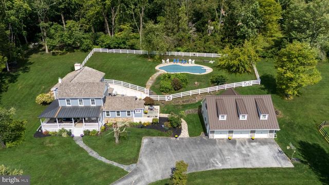62 WALNUT BANK RD, Glenmoore, PA 19343