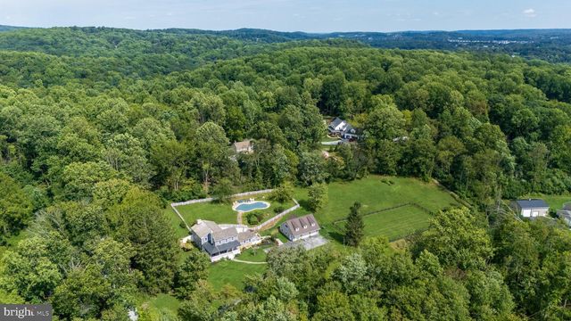 62 WALNUT BANK RD, Glenmoore, PA 19343