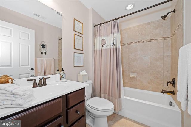 220 AVONBRIDGE DR, Townsend, DE 19734