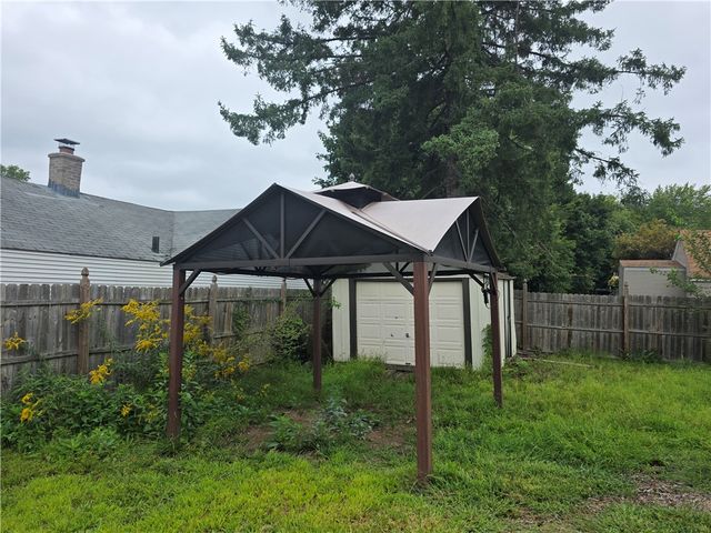 142 Rutland Street, Woonsocket, RI 02895