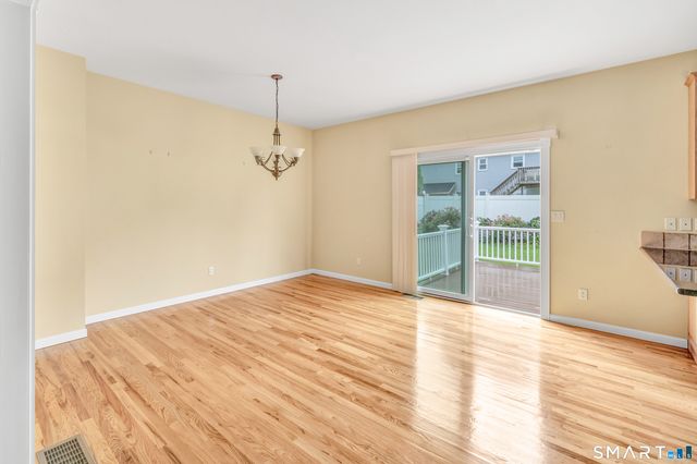 36 Pawtucket Avenue, Shelton, CT 06484