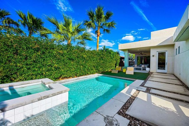 52300 Avenida Velasco, La Quinta, CA 92253