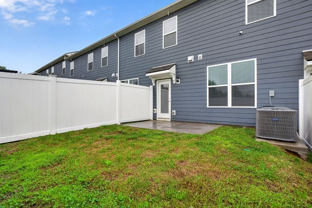 190 Dale Mires Ln, Baxter, TN 38544