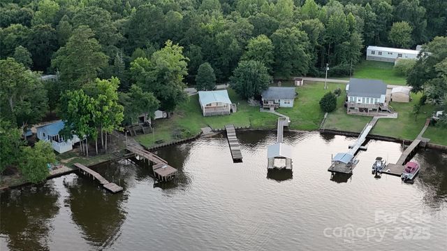 2458 Cottage Lane, Liberty Hill, SC 29074