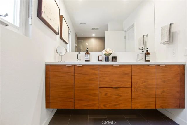 24522 Windsor C, Valencia, CA 91355