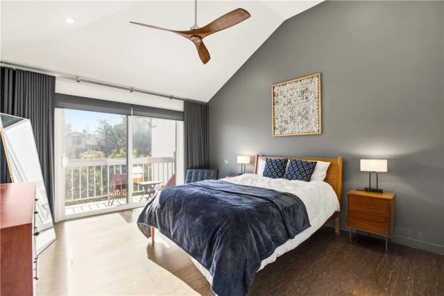 24522 Windsor C, Valencia, CA 91355