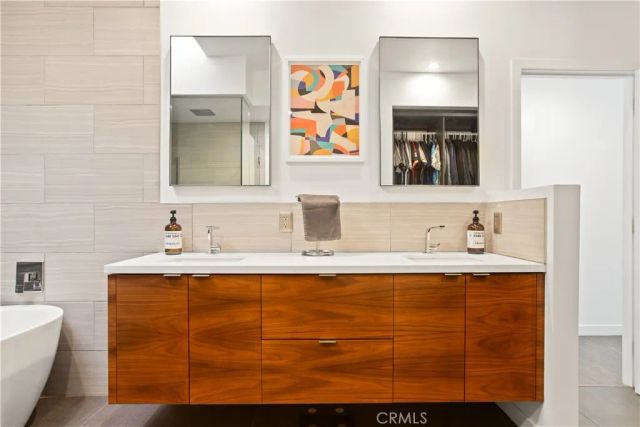 24522 Windsor C, Valencia, CA 91355