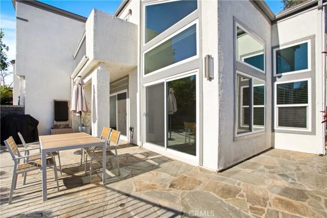 24522 Windsor C, Valencia, CA 91355