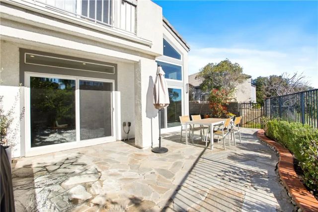 24522 Windsor C, Valencia, CA 91355