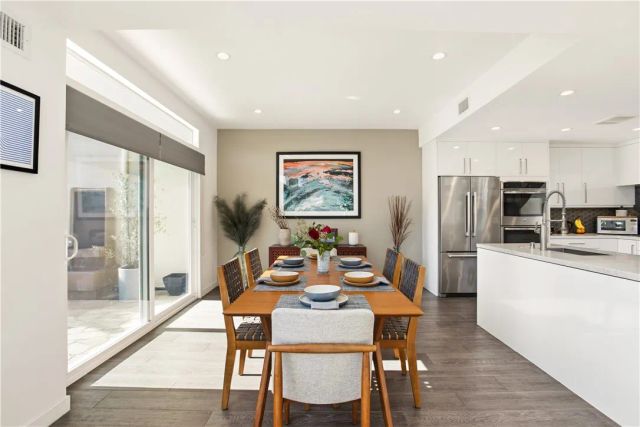 24522 Windsor C, Valencia, CA 91355