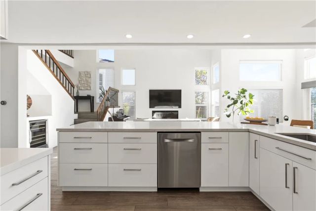 24522 Windsor C, Valencia, CA 91355