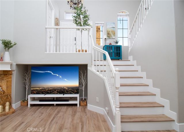 922 Pala Mesa, Corona, CA 92879