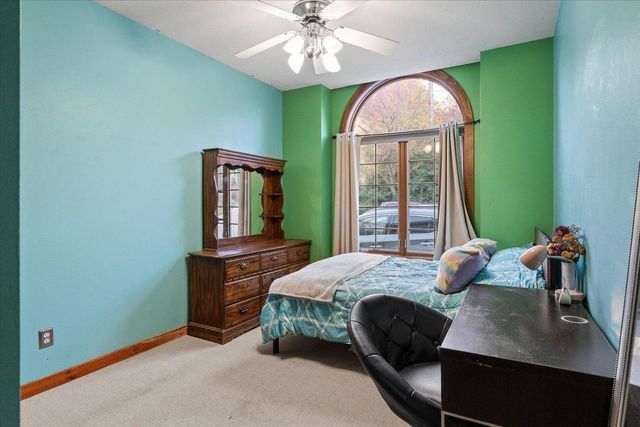 726 N 4th Street, La Crescent, MN 55947