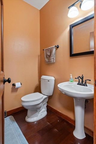 726 N 4th Street, La Crescent, MN 55947