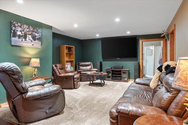 726 N 4th Street, La Crescent, MN 55947