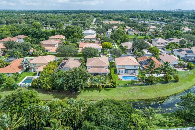 117 Hidden Hollow Drive, Palm Beach Gardens, FL 33418