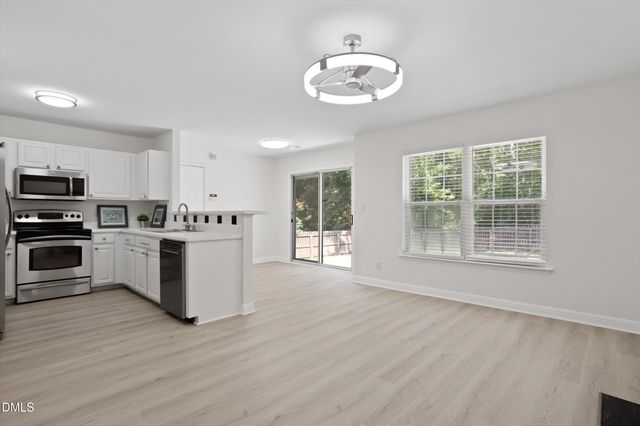 121 Evening Star Drive, Apex, NC 27502