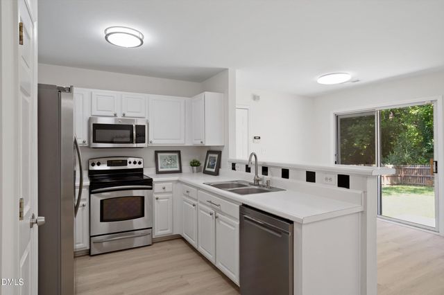 121 Evening Star Drive, Apex, NC 27502