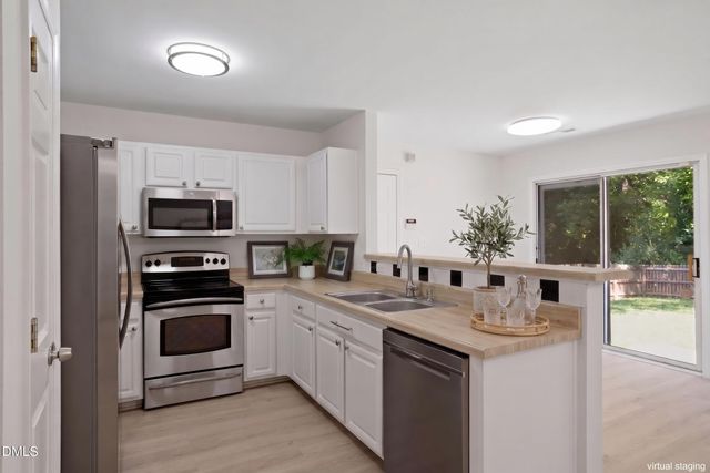 121 Evening Star Drive, Apex, NC 27502