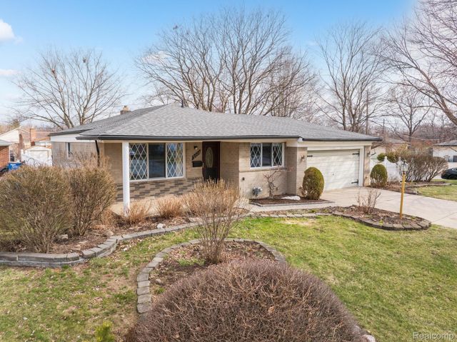 5121 McKinley Road, Warren, MI 48091