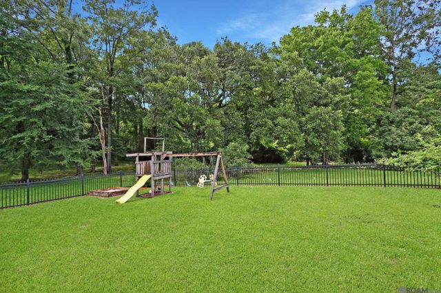 11924 Indigo Dr, St Francisville, LA 70775