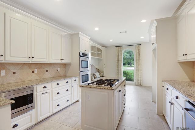 11924 Indigo Dr, St Francisville, LA 70775