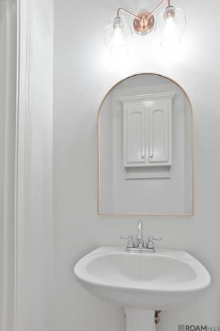 11924 Indigo Dr, St Francisville, LA 70775