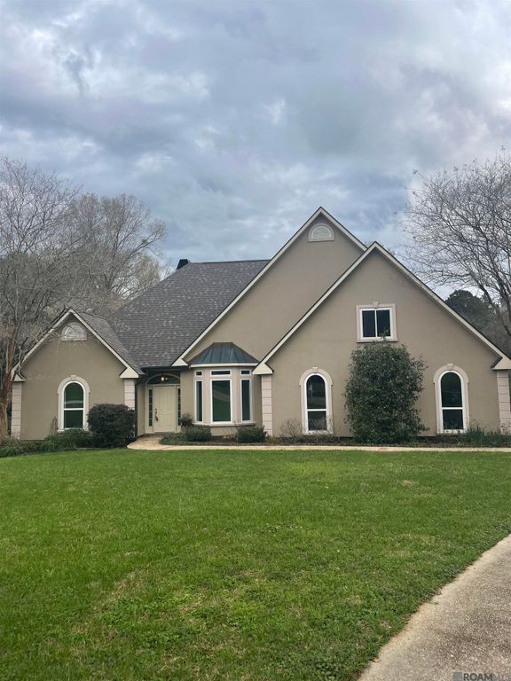 11924 Indigo Dr, St Francisville, LA 70775