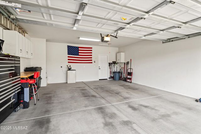 13773 E Carruthers Street, Vail, AZ 85641