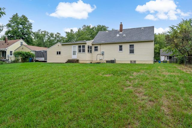 56 East Road, Circle Pines, MN 55014