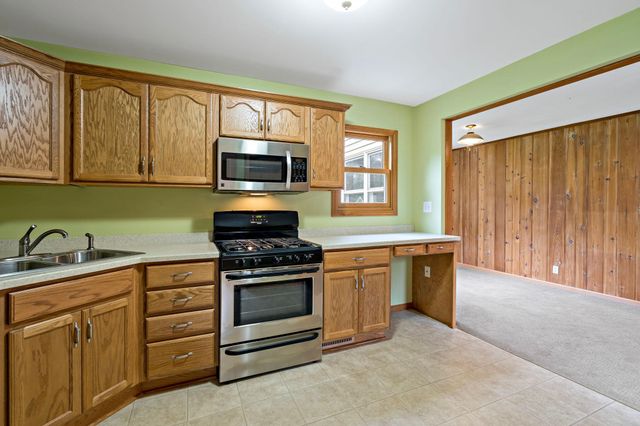 56 East Road, Circle Pines, MN 55014