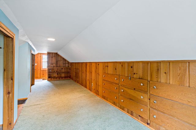 56 East Road, Circle Pines, MN 55014