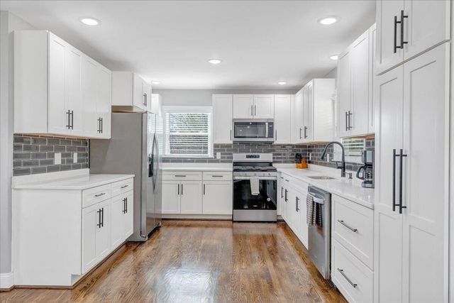 1531 Coral Ridge RD, Roanoke, VA 24018