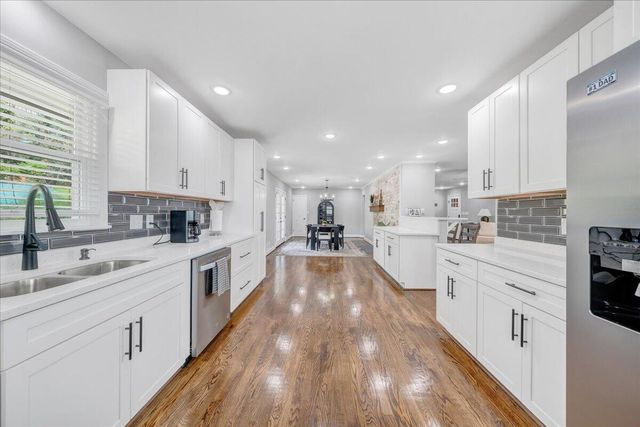 1531 Coral Ridge RD, Roanoke, VA 24018