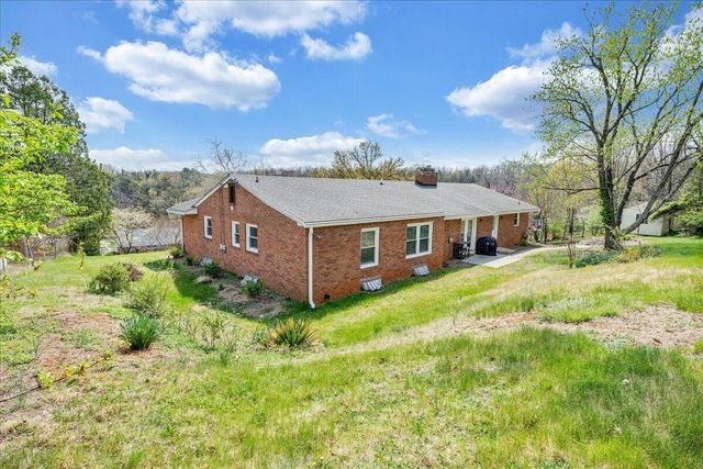 1531 Coral Ridge RD, Roanoke, VA 24018